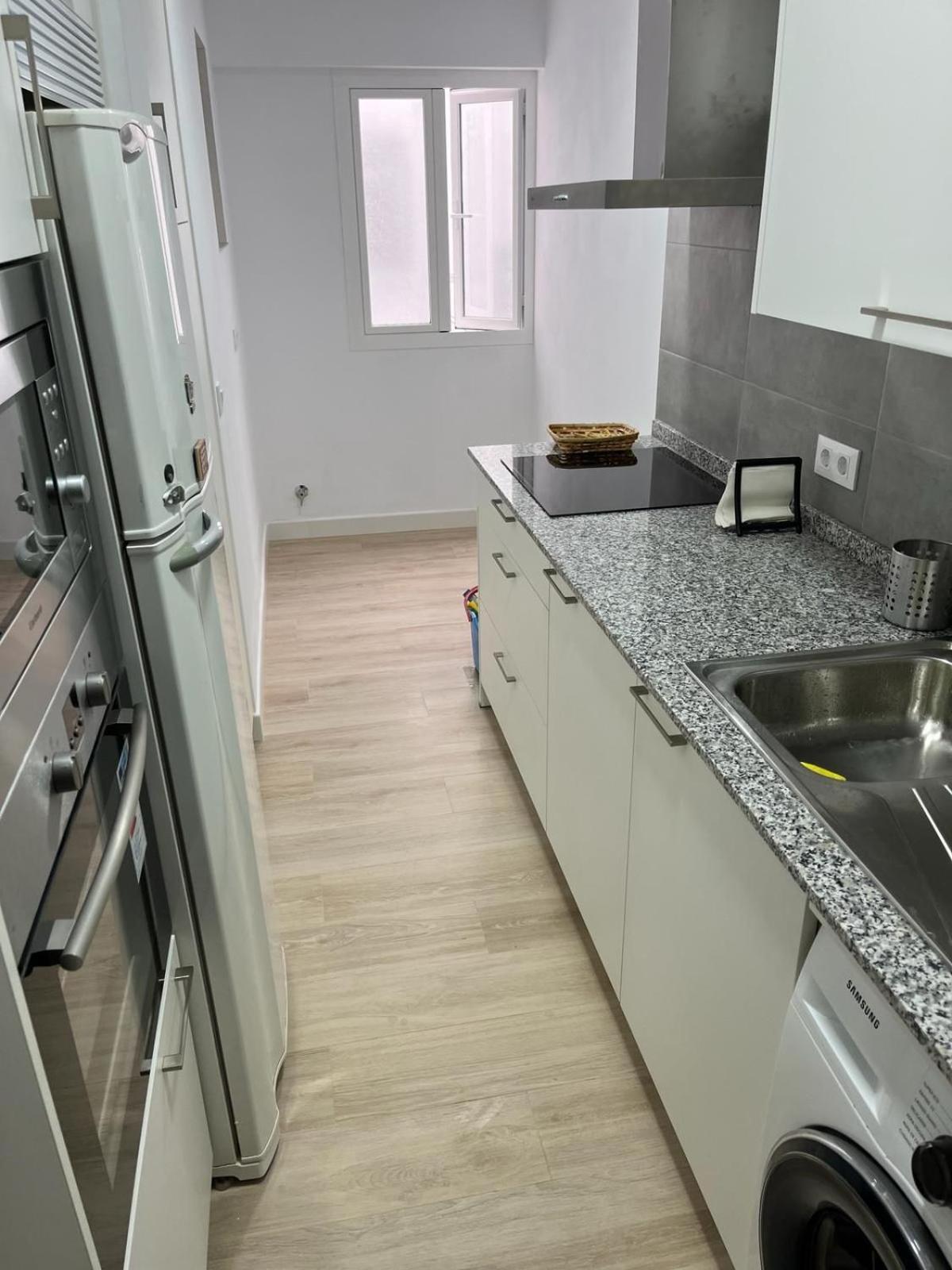 Cozy Apartment Next To Center Séville Extérieur photo